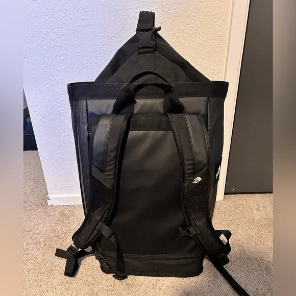 The North Face Black Duffel Backpack - Picture 2 of 11